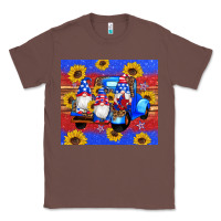 Chestnut American flag gnomes truck sunflowers star leopard glitter Classic Tee - Artiststas