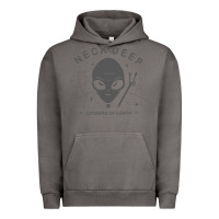 Pigment Tornado neck deep clässic Urban Hoodie - linhVisuals