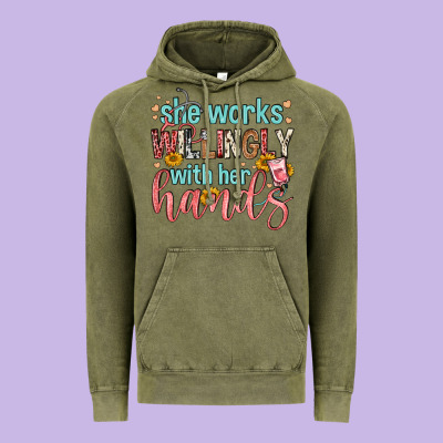She Works Willingly With Her Hands Vintage Hoodie Designed By Fadigitalartstudio