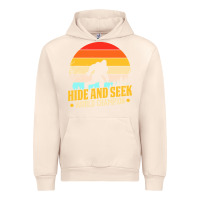 Sandshell hide and seek world champion bigfoot t  shirt hide and seek world cham Urban Hoodie - linhVisuals