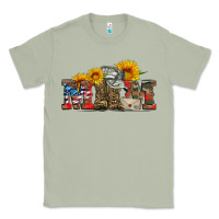 Matcha mom boots hat and sunflower Classic Tee - Artiststas
