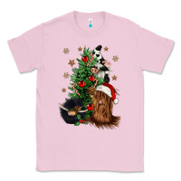 Bubblegum Pink heifer cow gnomies christmas tree Classic Tee - CowGirlArtShop