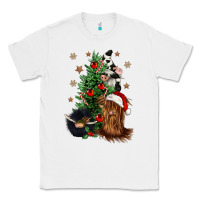 White heifer cow gnomies christmas tree Classic Tee - CowGirlArtShop
