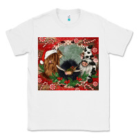 White christmas heifer cow  gnomies Classic Tee - CowGirlArtShop