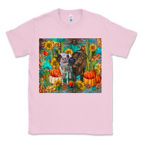 Bubblegum Pink fall heifer cows Classic Tee - RanaPortraitStore