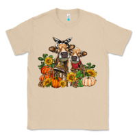 Mushroom Fall heifer cows Classic Tee - RanaPortraitStore