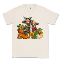 Natural Fall heifer cows Classic Tee - RanaPortraitStore