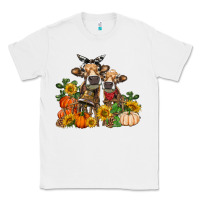 White Fall heifer cows Classic Tee - RanaPortraitStore