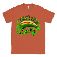 Copper Feeling lucky with rainbow Classic Tee - RanaPortraitStore