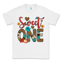 White sweet one strawberry Classic Tee - Artiststas