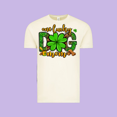 One Lucky Dog Mom St. Patrick's Vintage Tee Designed By Oliviacreatesart