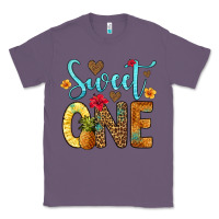 Lavender sweet one pineapple Classic Tee - Artiststas