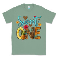 Sage sweet one pineapple Classic Tee - Artiststas