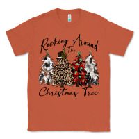 Copper rocking around the christmas tree Classic Tee - CowGirlArtShop