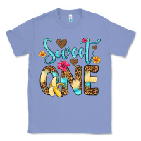 Colony Blue sweet one banana Classic Tee - Artiststas