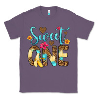 Lavender sweet one banana Classic Tee - Artiststas