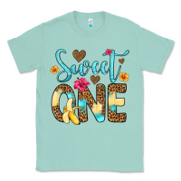 Seafoam sweet one banana Classic Tee - Artiststas