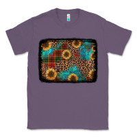 Lavender christmas sunflowers and buffalo plaid background Classic Tee - Jasminsmagicworld