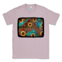 Lilac christmas sunflowers and buffalo plaid background Classic Tee - Jasminsmagicworld