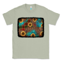 Matcha christmas sunflowers and buffalo plaid background Classic Tee - Jasminsmagicworld