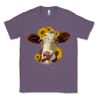 Lavender hereford cattle sunflowers heifer Classic Tee - Jasminsmagicworld