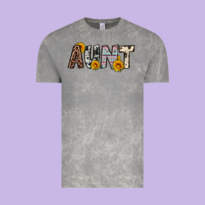 Aunt Vintage Tee Designed By Oliviacreatesart