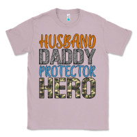Lilac husband daddy protector hero Classic Tee - Artiststas