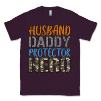 Plum husband daddy protector hero Classic Tee - Artiststas