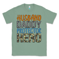Sage husband daddy protector hero Classic Tee - Artiststas