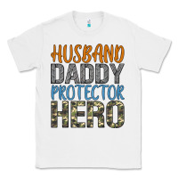 White husband daddy protector hero Classic Tee - Artiststas