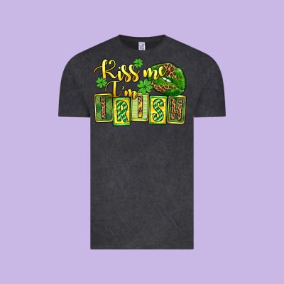 St. Patrick's Kiss Me I Am Irish Vintage Tee Designed By Oliviacreatesart