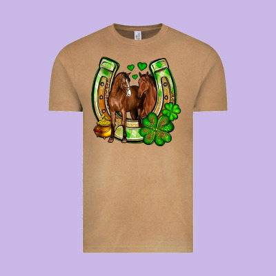 St. Patrick's Day Horse Horseshoe Vintage Tee Designed By Oliviacreatesart