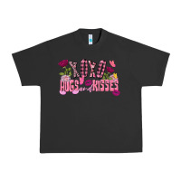 Xoxo Hugs And Kisses Valentine's Day Urban Heavy Tee | Teevron