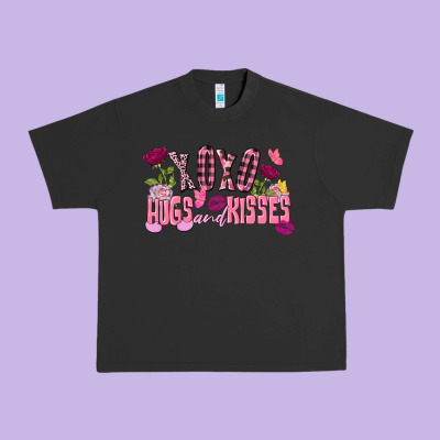 Xoxo Hugs And Kisses Valentine's Day Urban Heavy Tee Designed By Fadigitalartstudio