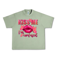 Oil Green Kiss me i'm so confused Valentine's Day Urban Heavy Tee - FaDigitalArtStudio