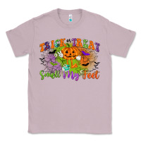 Lilac trick or treat smell my feet Classic Tee - CowGirlArtShop