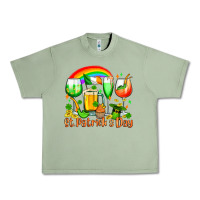 Oil Green St. Patrick's wine glasses Urban Heavy Tee - OliviaCreatesArt