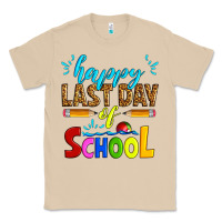 Mushroom happy last day of school Classic Tee - Artiststas