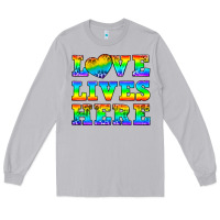 Moon Dust Western Love Lives Here Long Sleeve Tee - BundleAndBundleShop