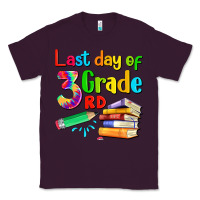 Plum last day of third grade Classic Tee - Artiststas