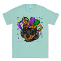 Seafoam mardi gras hat dachshund puppy Classic Tee - RanaPortraitStore