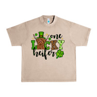 French Oak St. Patrick's Day One lucky Heifer Urban Heavy Tee - OliviaCreatesArt