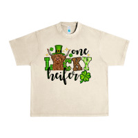 Sandshell St. Patrick's Day One lucky Heifer Urban Heavy Tee - OliviaCreatesArt