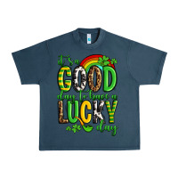 Midnight Navy St. Patrick's It's a good day to have a lucky day Urban Heavy Tee - OliviaCreatesArt