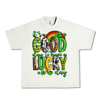 Pistachio St. Patrick's It's a good day to have a lucky day Urban Heavy Tee - OliviaCreatesArt