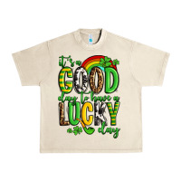 Sandshell St. Patrick's It's a good day to have a lucky day Urban Heavy Tee - OliviaCreatesArt