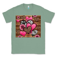 Sage valentines day western hearts and sunflowers Classic Tee - Jasminsmagicworld