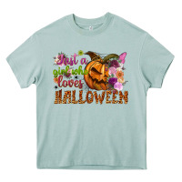 Arona Just a girl who loves Halloween Heavy Core Tee - NancyCooperArtShop