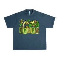 Midnight Navy St. Patrick's Kiss me i am irish Urban Heavy Tee - OliviaCreatesArt
