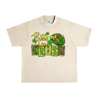 Sandshell St. Patrick's Kiss me i am irish Urban Heavy Tee - OliviaCreatesArt